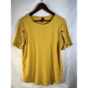 Love‎ Scarlett Gold scoop neck spandex stretch Button Accent Size large